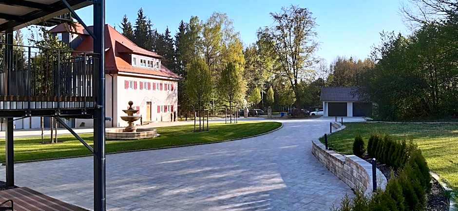 Waldhotel Rainau