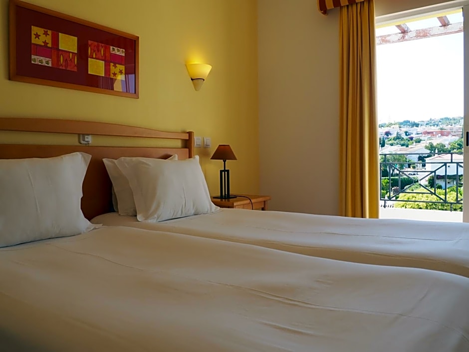 Luz Bay Hotel