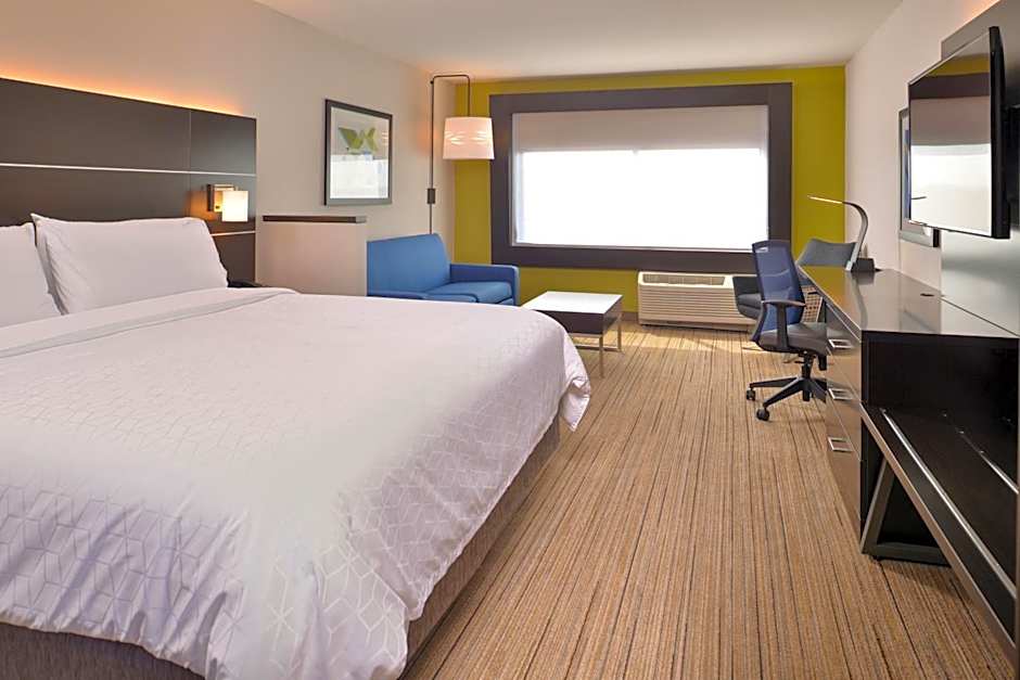 Holiday Inn Express And Suites Olathe West By IHG