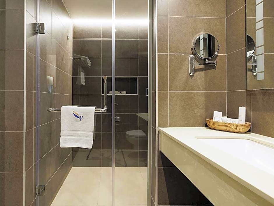 PrideInn Westlands Luxury Boutique Hotel
