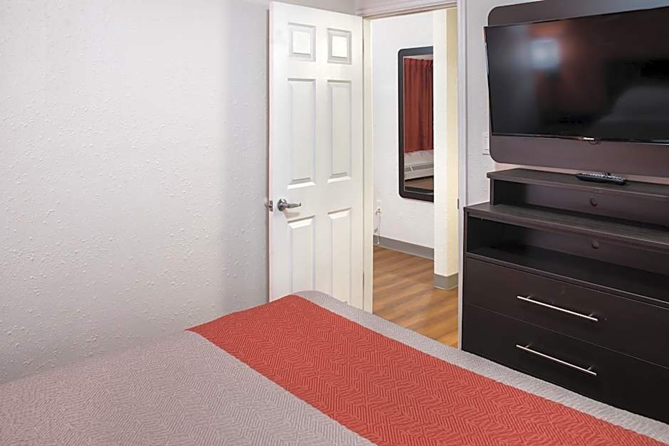 Motel 6-Fort St. John, BC