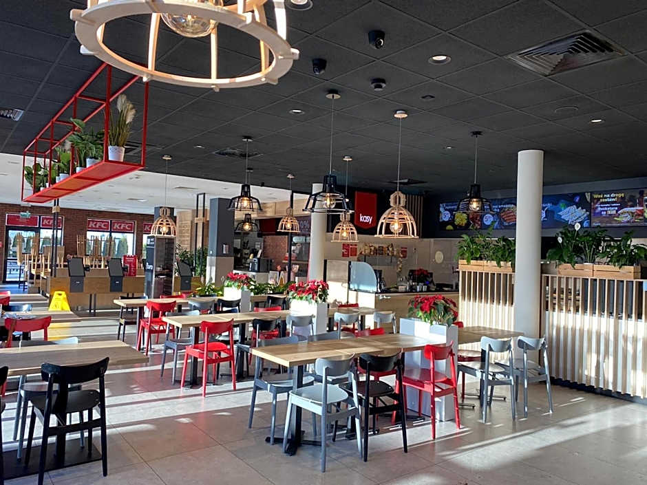 Hotel Picaro Żarska Wieś Południe A4 kierunek Polska