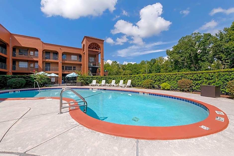 Quality Inn & Suites Jacksonville-Baymeadows