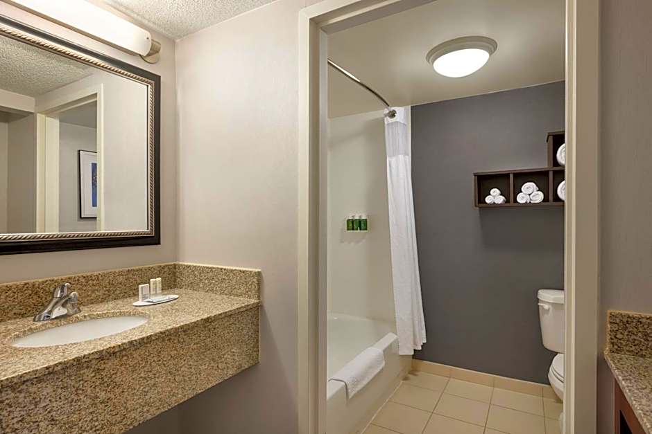 Courtyard by Marriott Greenville