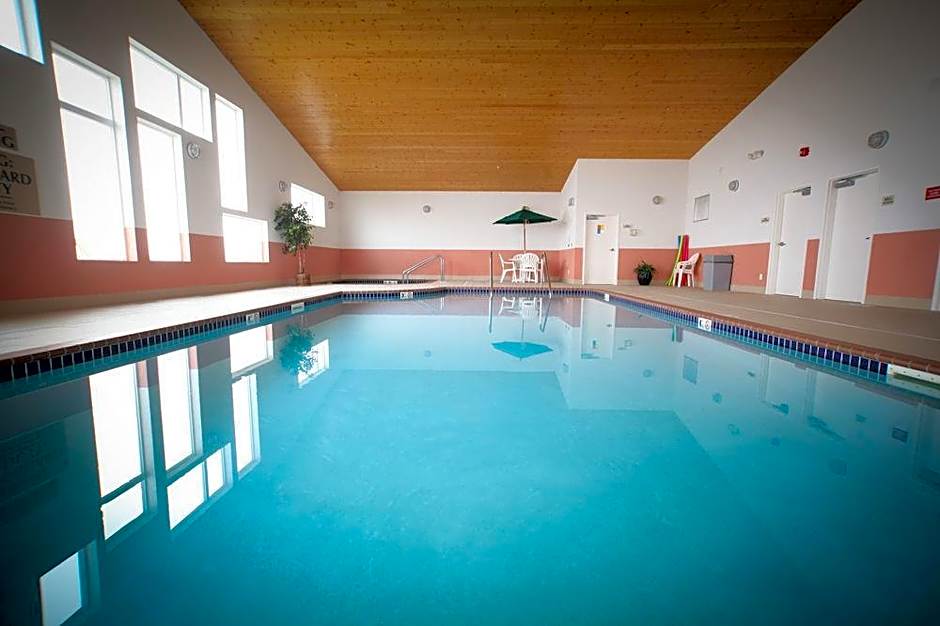 GrandStay Hotel & Suites Perham