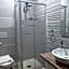 SQUARE HOTEL