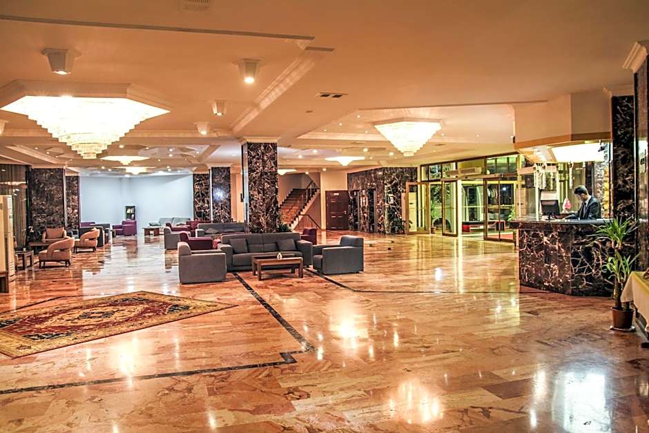 SIGNATURE GARDEN AVANOS Hotel & SPA