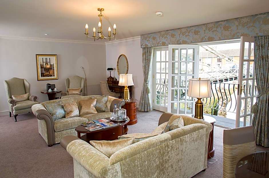 Macdonald Compleat Angler