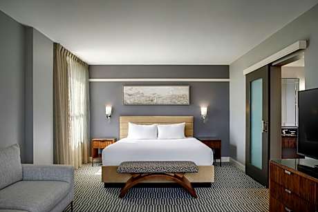 Rock Star Suite, 1 Bedroom Suite, 1 King, Downtown view