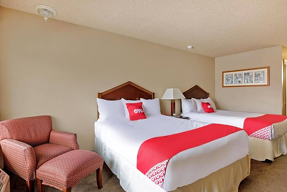 OYO Hotel Branson MO-165