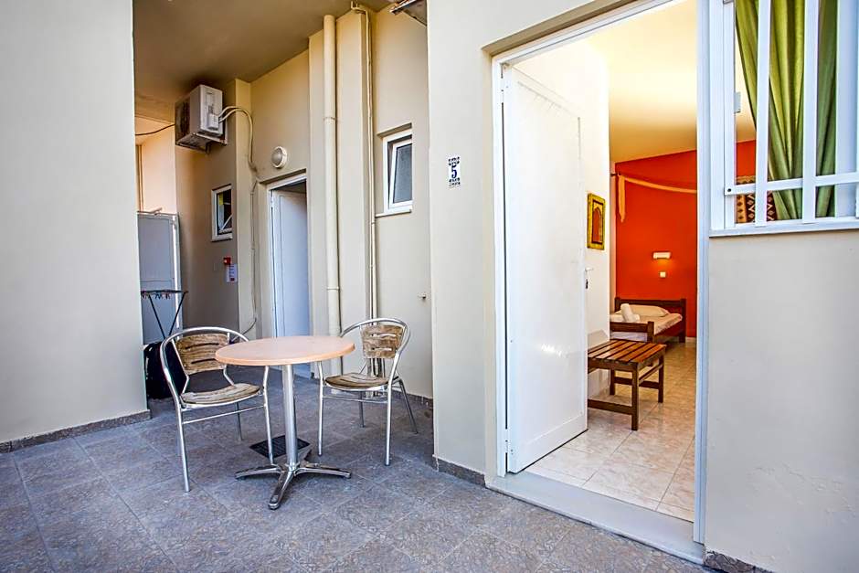 Vickys Studios Faliraki