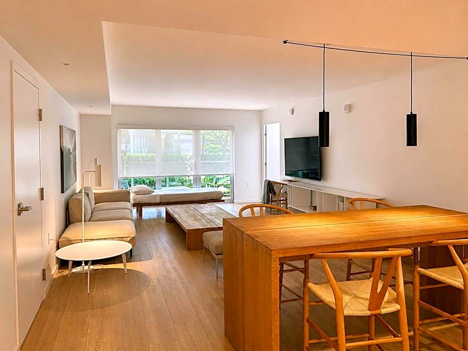 Beach Haus Bal Harbour