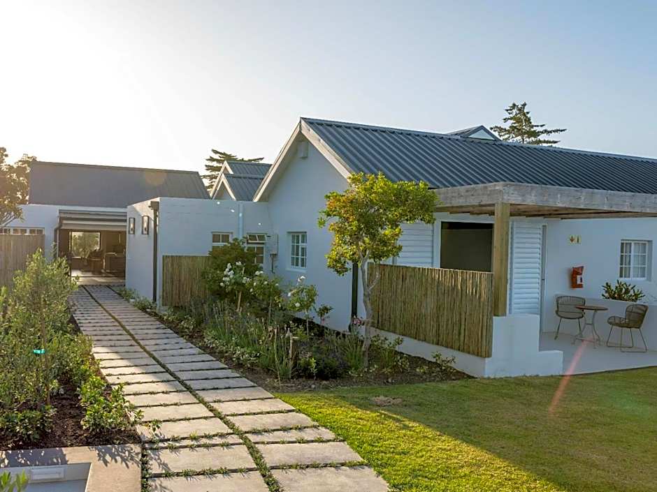 Crags Country Lodge