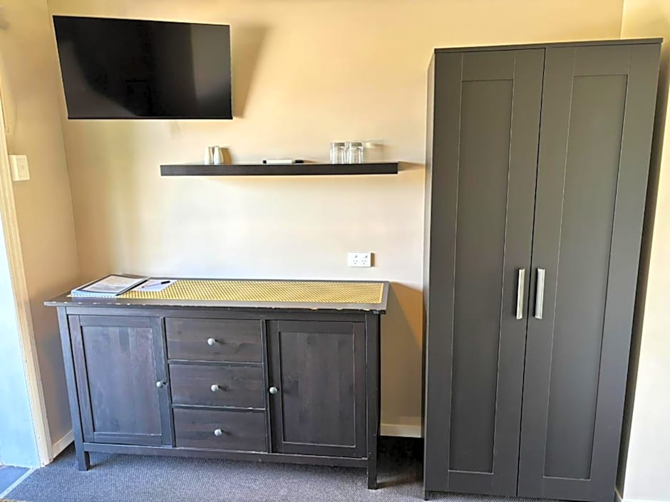 Grand Hotel Mount Morgan