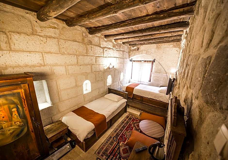 Harkasos Cave Hotel