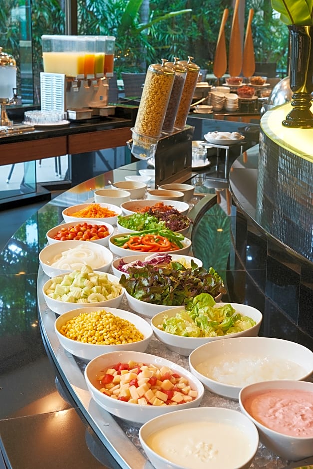 Long Beach Garden Hotel & Spa