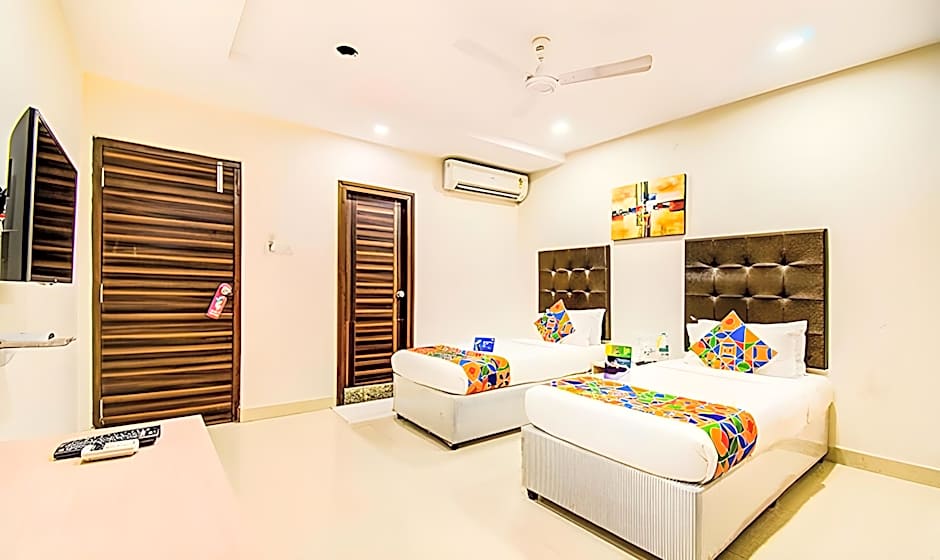 Fabhotel Pearl City - Nr Jubilee Enclave, Hitech City