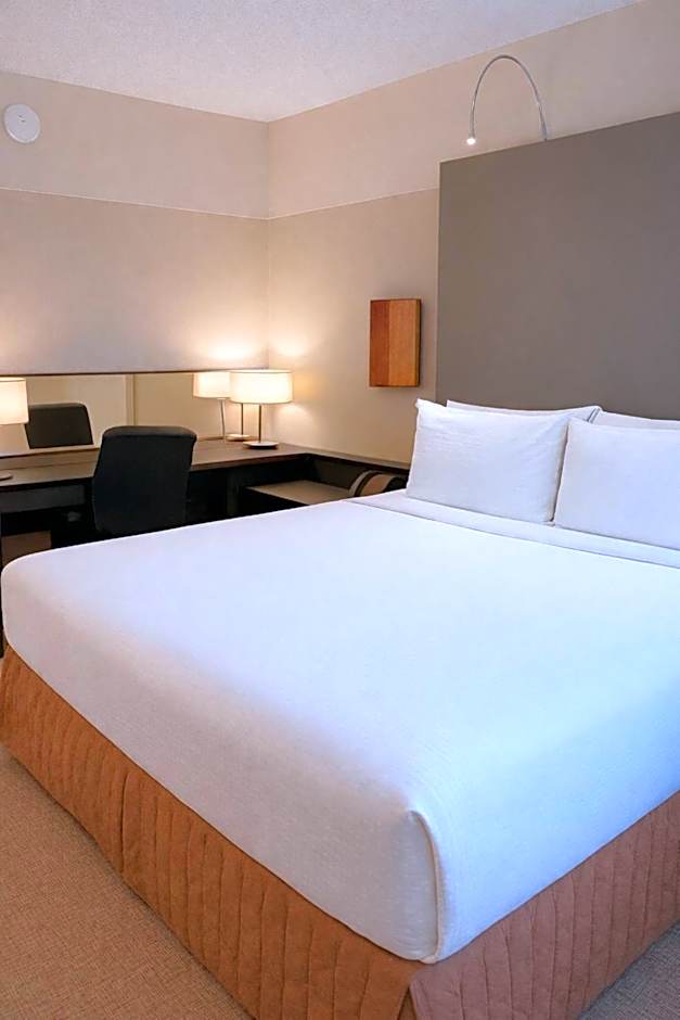 Crowne Plaza - Chicago West Loop By IHG
