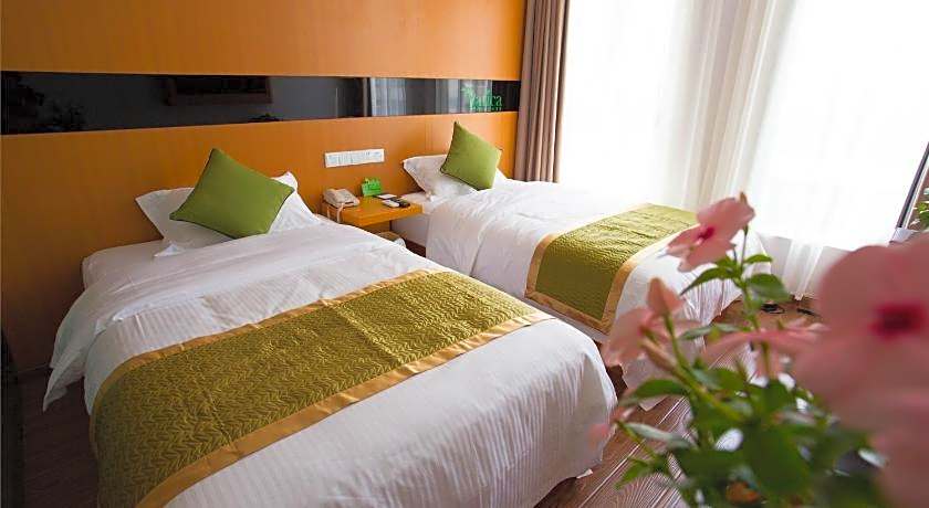 Vatica Xuzhou High Speed Railway Station Hotel