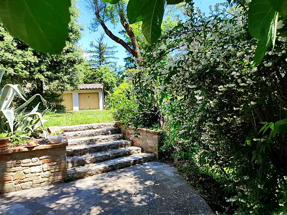 Fonte Degna - Alloggio e Sito Storico