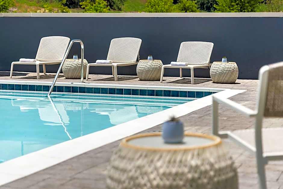 Element Cartersville