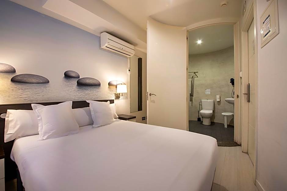 Punta Monpas Hotel