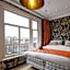Amsterdam Canal Hotel