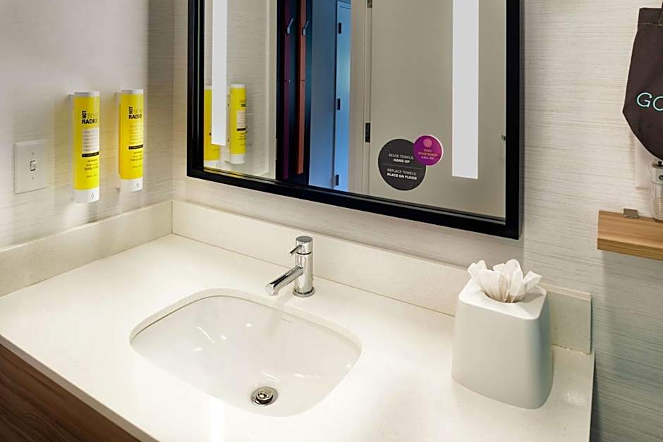 Tru by Hilton Staunton, VA