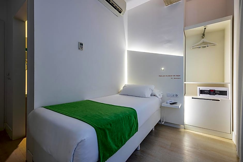 Atarazanas Málaga Boutique Hotel