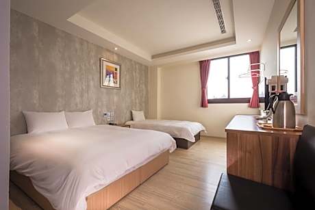Comfort Triple Room