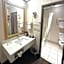 Quality Inn & Suites Salina