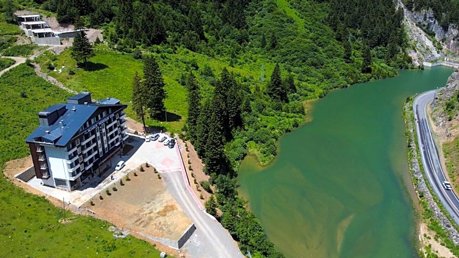 PAZARCIK MOUNTAIN HOTEL