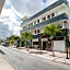 OYO Mi Hotel
