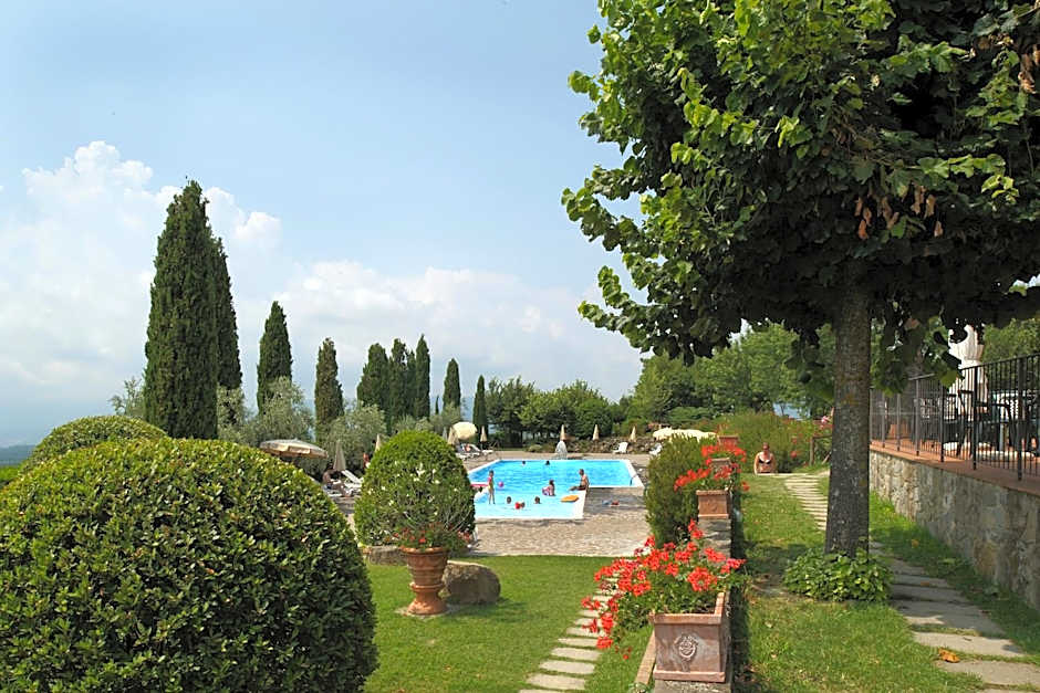 La Piazza di San Donato