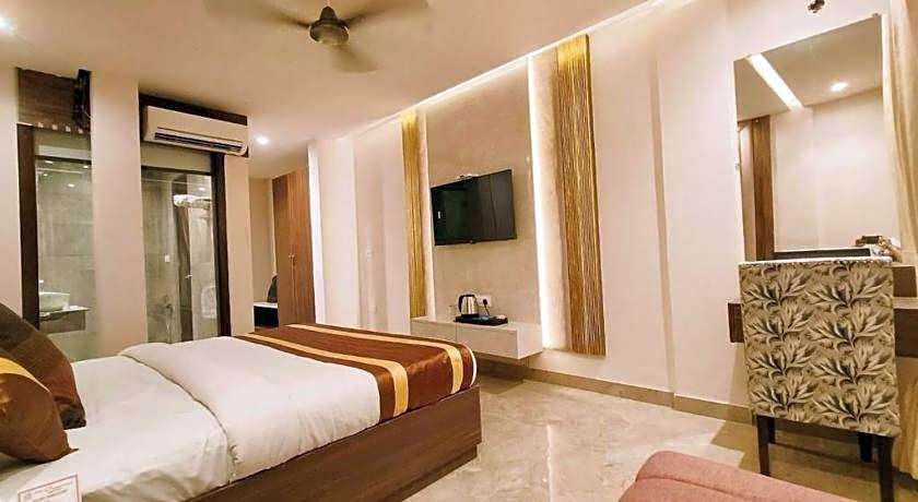 Hotel Cj International