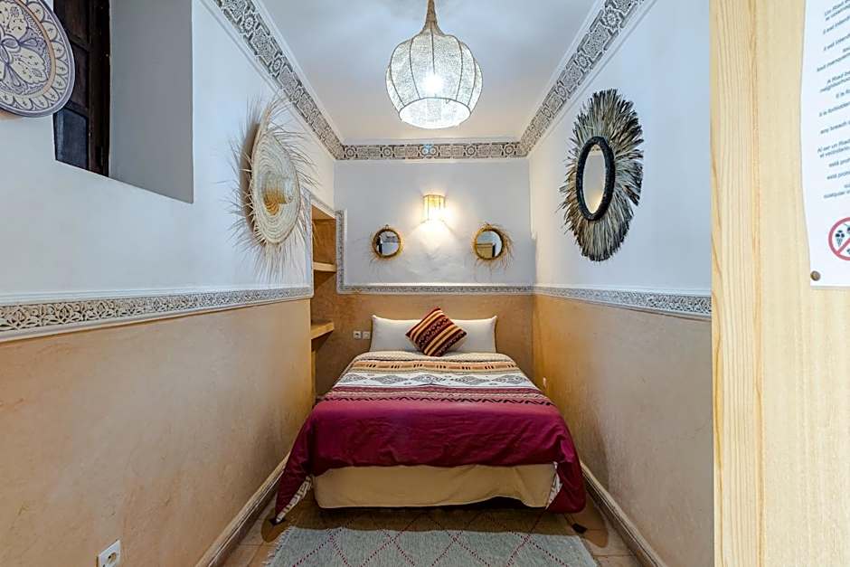Riad Davina