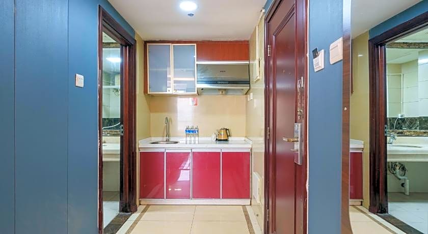 Sunny Apartment Of Grand Continental