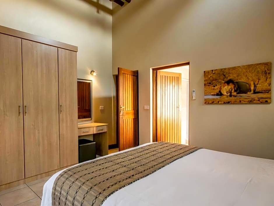 Zebula Golf and Wildlife Estate - Open Plains Pax 10 - Moi Signature Luxury villa