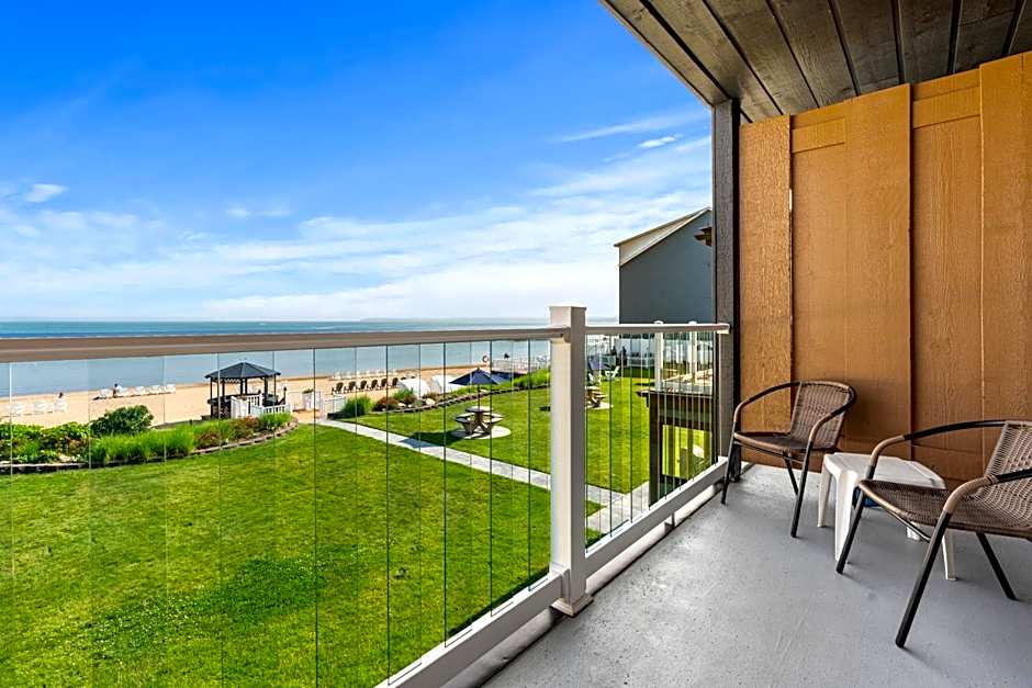 The Beach Haus - Traverse City