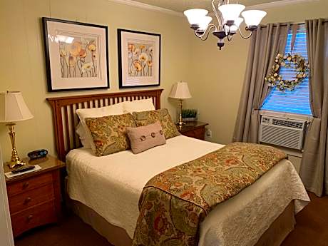 Queen Suite