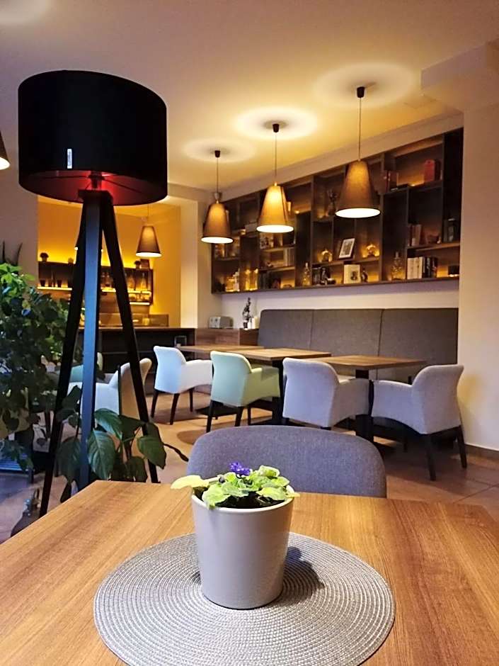 Хотел МИКАДО - онлайн self check-in