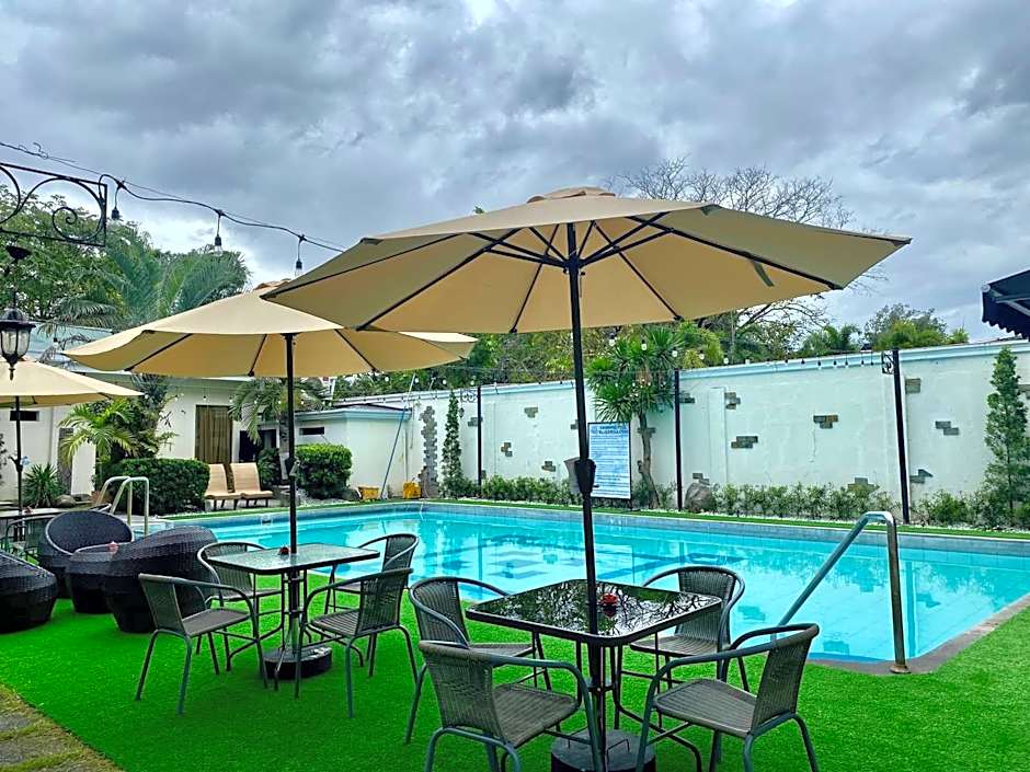 Hotel Euroasia by Bluebookers