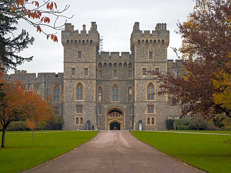 Novotel London Heathrow Airport M4 Jct. 4