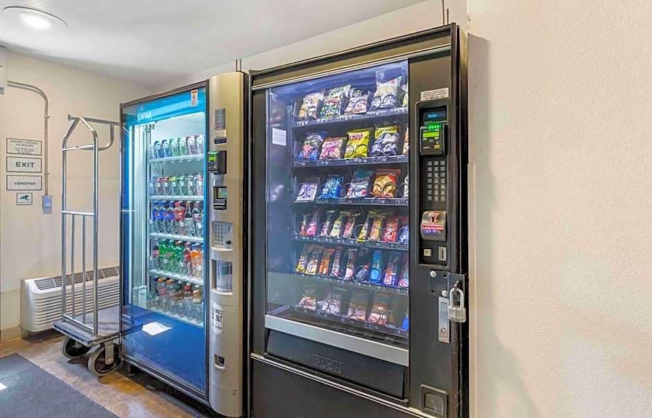 Extended Stay America Select Suites - Akron - South