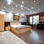 Hotel Ego - Parking Available - Top Central Location