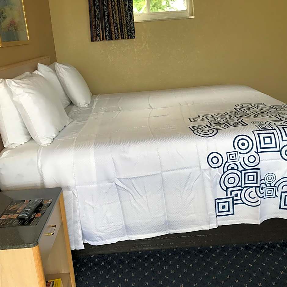 Budget Inn motel toledo perrysburg I-280