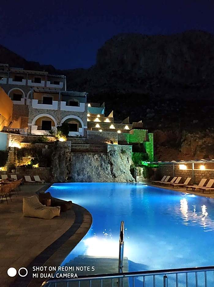 Elena Village Hotel & Suites