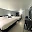 Days Inn & Suites by Wyndham Texas City