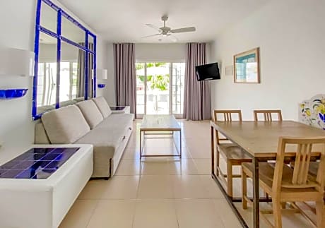 1 BEDROOM APARTMENT  2 ADULTS