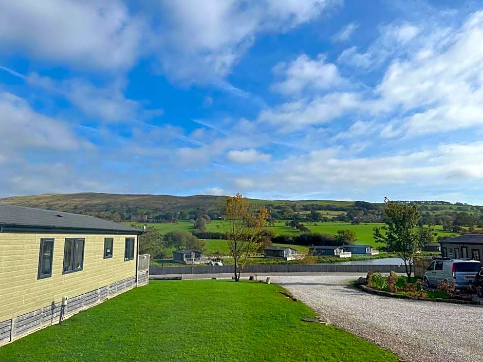 Edmonton Lodge